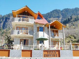 Villa Riverine